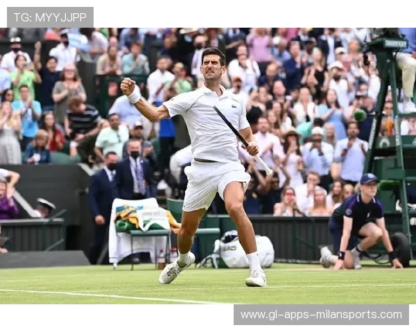辛纳强势闯入巴黎大师赛决赛距离登顶世界第一仅一步之遥 辛纳强势闯入巴黎大师赛决赛距离登顶世界第一仅一步之遥