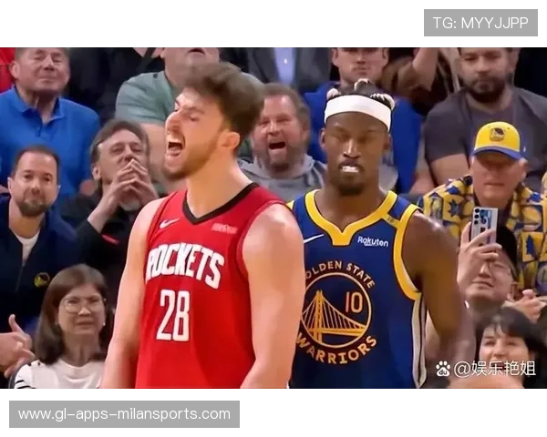 火箭再次遭遇伤病困扰 小史密斯脚踝受伤出战成疑 状态火热前5场令人期待 火箭再次遭遇伤病困扰 小史密斯脚踝受伤出战成疑 状态火热前5场令人期待