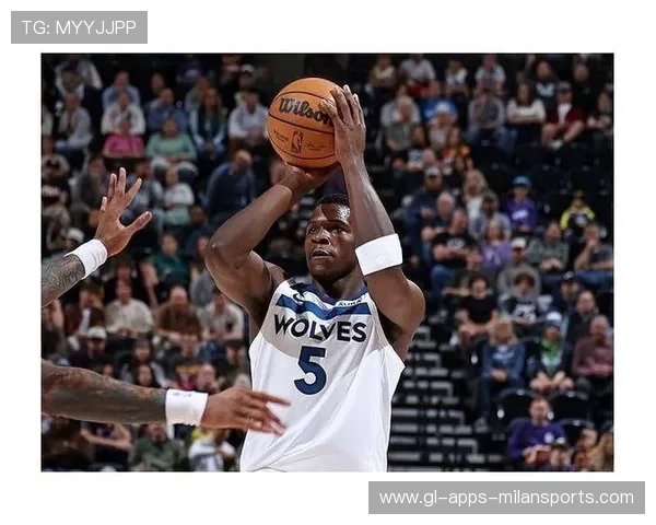 狼队官宣爱德华兹成为新任主帅，开启新纪元