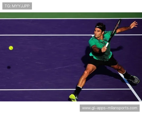 网球截击反应极快，近网处理堪称大师级