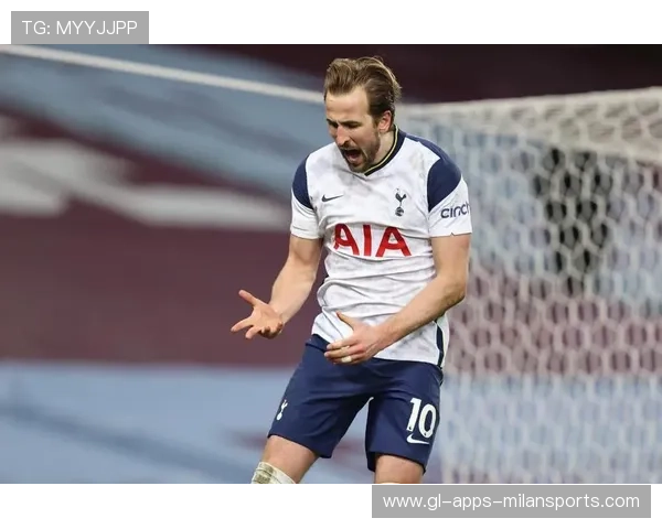 维尼修斯快速转身射门险些破门——一瞬间的闪光