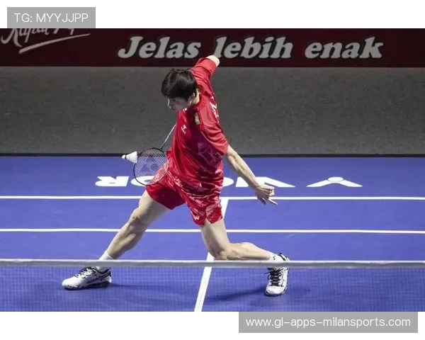 羽毛球运动员怒批裁判判罚离谱，比赛现场火药味十足引发热议