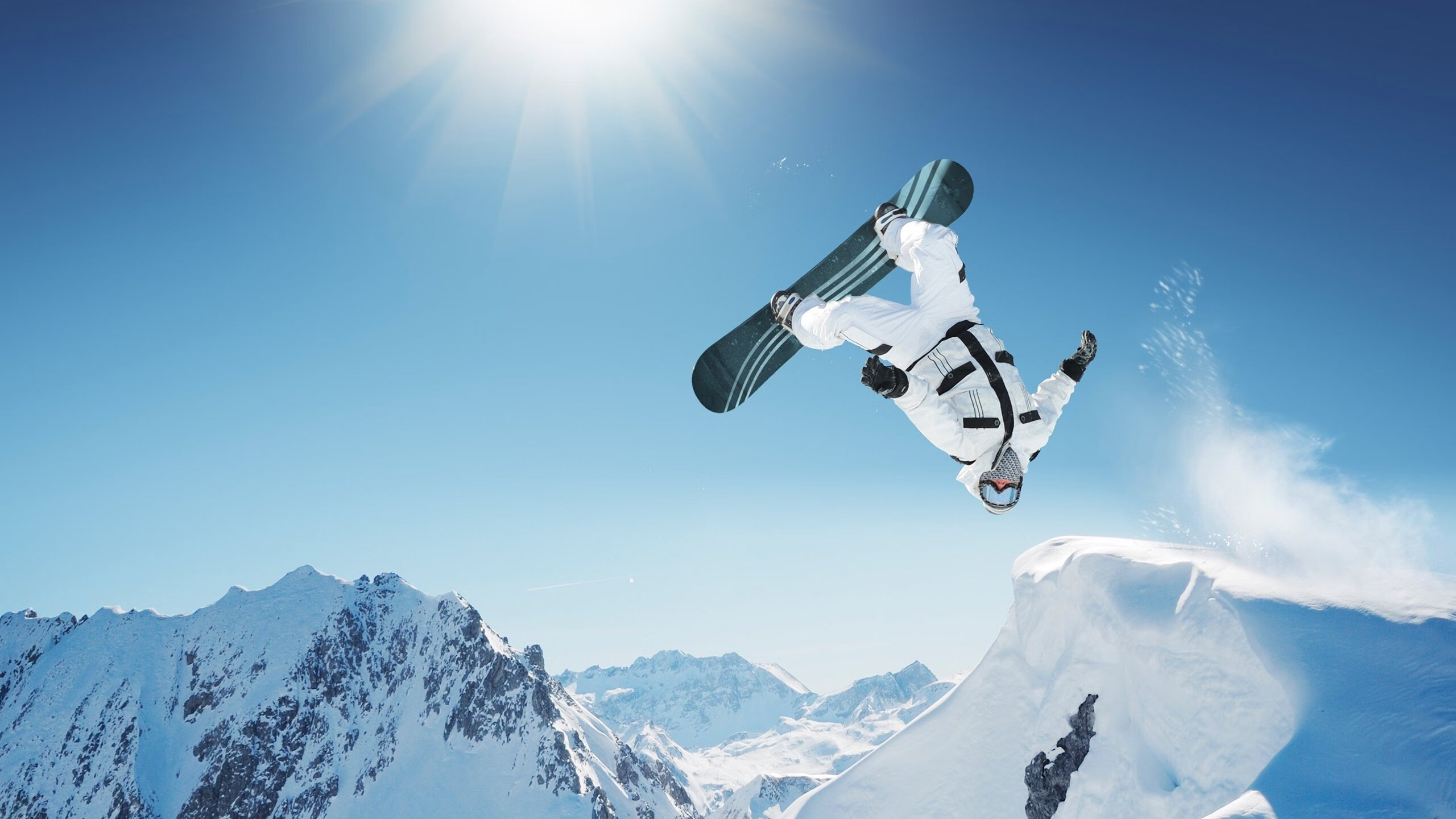 世界青少年耐力赛激战正酣，河北运动员夺金，耐力比赛项目